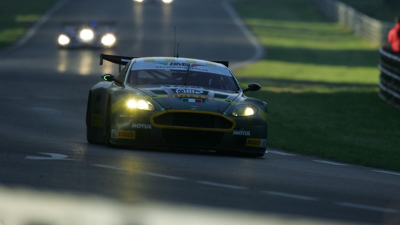 Wallpaper aston martin, dbr9, 2005, green, front view, style, sports, cars, track, racing