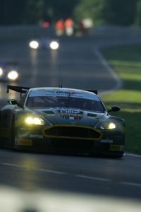 Preview wallpaper aston martin, dbr9, 2005, green, front view, style, sports, cars, track, racing