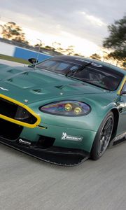 Preview wallpaper aston martin, dbr9, 2005, green, front view, style, cars, sports, speed, trees