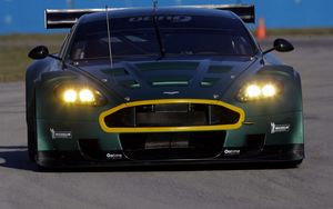 Preview wallpaper aston martin, dbr9, 2005, green, front view, style, sports, car, racing car, asphalt