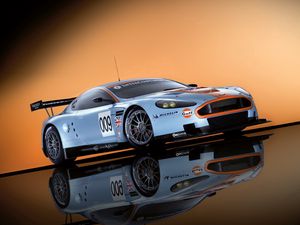 Preview wallpaper aston martin, dbr9, 2008, white, side view, style, sports, cars, reflection