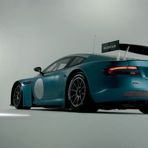 Preview wallpaper aston martin, dbrs9, 2005, green, rear view, style, sports, cars