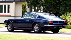 Preview wallpaper aston martin, dbs, 1967, blue, side view, style, retro, house, trees