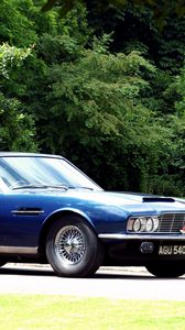 Preview wallpaper aston martin, dbs, 1967, blue, side view, vintage, cars, trees