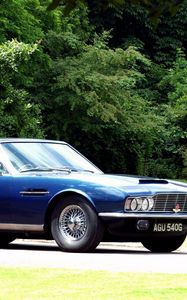 Preview wallpaper aston martin, dbs, 1967, blue, side view, vintage, cars, trees