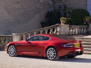Preview wallpaper aston martin, dbs, 2008, red, side view, style, home, shrubs