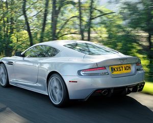 Preview wallpaper aston martin, dbs, 2008, white, rear view, cars, nature