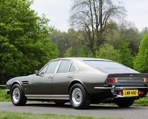 Preview wallpaper aston martin, lagonda, v8, 1974, gray, side view, car, retro, nature