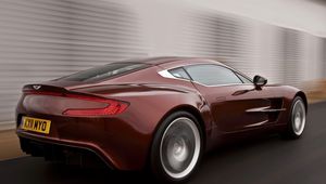 Preview wallpaper aston martin, one-77, 2009, red, side view, style, speed