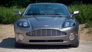 Preview wallpaper aston martin, v12, vanquish, 2001, gray, front view, auto