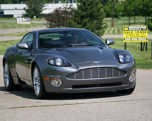 Preview wallpaper aston martin, v12, vanquish, 2001, gray, front view, trees
