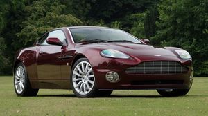 Preview wallpaper aston martin, v12, vanquish, 2001, burgundy, side view, cars, nature