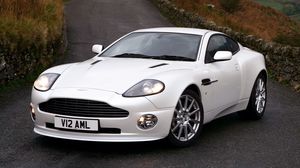 Preview wallpaper aston martin, v12, vanquish, 2004, white, front view, style, nature