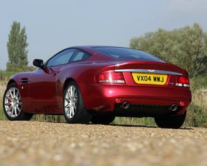 Preview wallpaper aston martin, v12, vanquish, 2004, red, rear view, style, nature