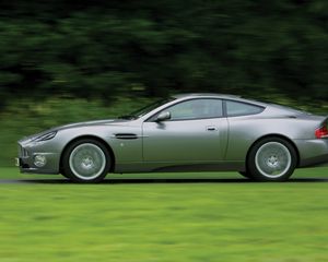 Preview wallpaper aston martin, v12, vanquish, 2001, gray, side view, style, nature