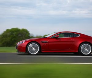 Preview wallpaper aston martin, v12, zagato, red, side view, cars, speed, nature
