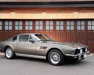 Preview wallpaper aston martin, v8, 1972, gray, side view, auto