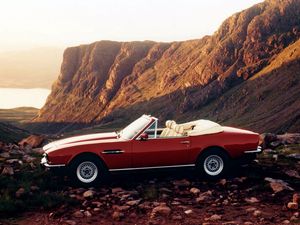 Preview wallpaper aston martin, v8, 1977, red, side view, cabriolet, auto, nature