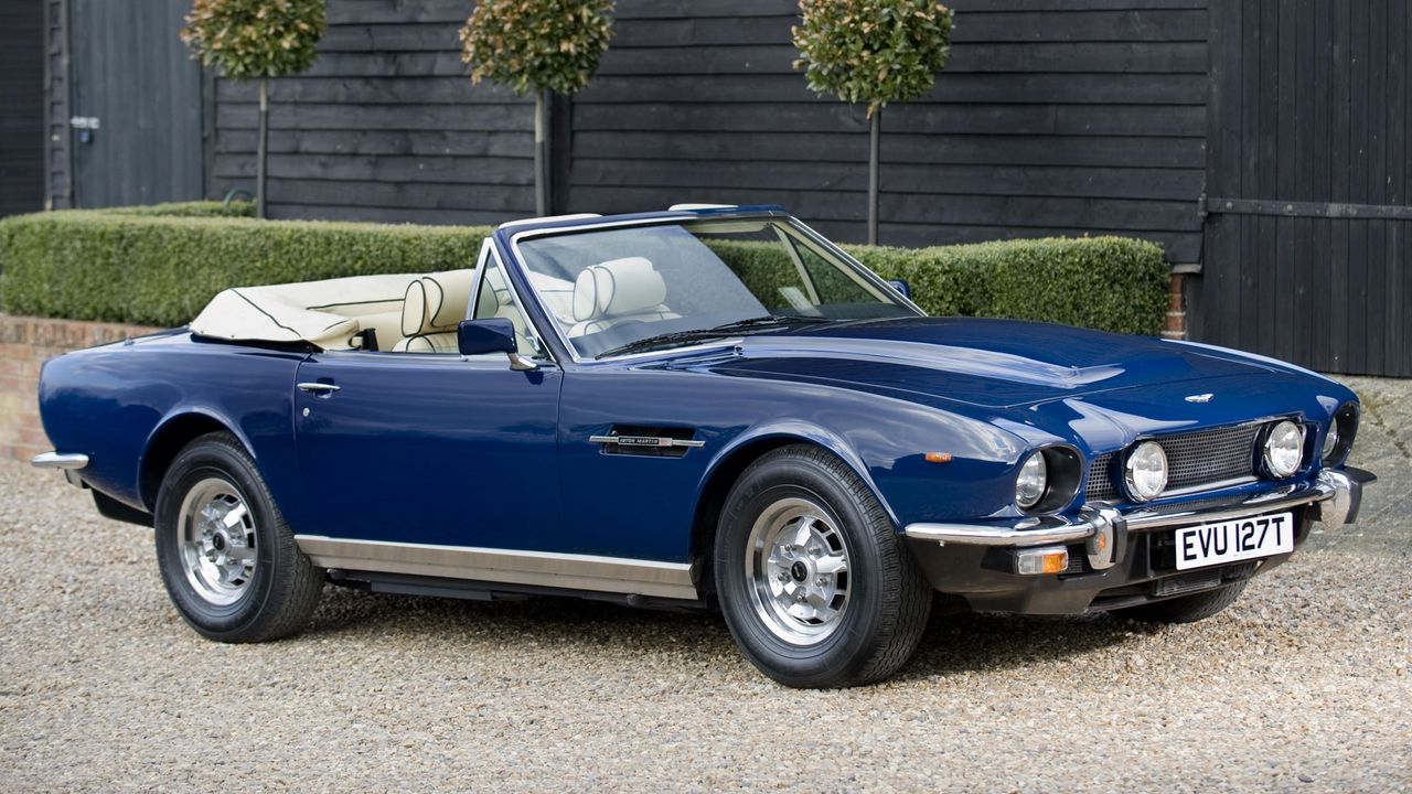 Wallpaper aston martin, v8, 1977, blue, side view, cabriolet, building