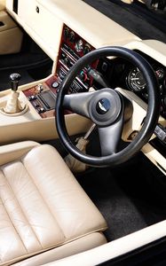 Preview wallpaper aston martin, v8, 1988, salon, interior, steering wheel, speedometer