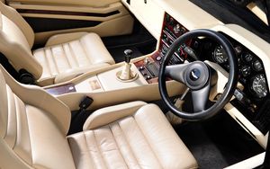 Preview wallpaper aston martin, v8, 1988, salon, interior, steering wheel, speedometer