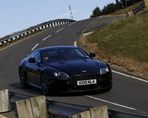 Preview wallpaper aston martin, v8, 2010, black, front view, style, track