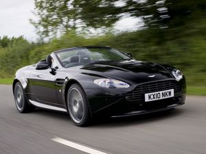 Preview wallpaper aston martin, v8, 2010, black, side view, cars, speed