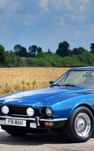 Preview wallpaper aston martin, v8, saloon, 1972, blue, side view, cars, nature