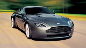 Preview wallpaper aston martin v8 vantage, 2005, gray metallic, front view, cars, speed