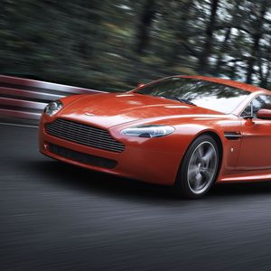 Preview wallpaper aston martin v8 vantage, 2008, red, front view, speed, trees