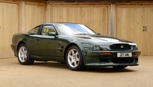 Preview wallpaper aston martin, v8, vantage, 1993, green, side view, style