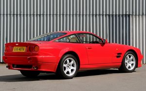 Preview wallpaper aston martin, v8, vantage, 1993, red, side view, style, auto