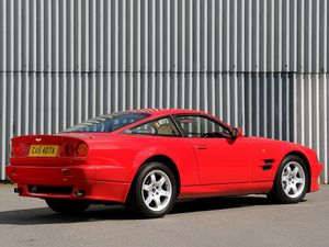 Preview wallpaper aston martin, v8, vantage, 1993, red, side view, style, auto