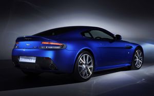 Preview wallpaper aston martin, v8, vantage, 2011, blue, side view, style, auto