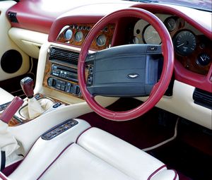 Preview wallpaper aston martin, v8, vantage, 1993, salon, interior, steering wheel, speedometer