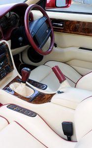 Preview wallpaper aston martin, v8, vantage, 1993, salon, interior, steering wheel