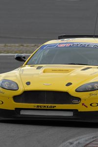 Preview wallpaper aston martin, v8, vantage, 2009, yellow, front view, style, asphalt