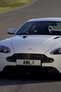 Preview wallpaper aston martin, v8, vantage, 2011, white, front view, auto