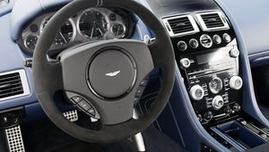 Preview wallpaper aston martin, v8, vantage, 2011, blue, salon, interior, steering wheel, speedometer