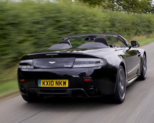 Preview wallpaper aston martin, v8, vantage, 2010, black, rear view, road, speed