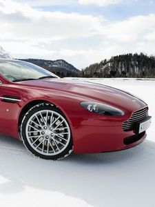 Preview wallpaper aston martin, v8, vantage, 2008, red, side view, cars, mountains, snow