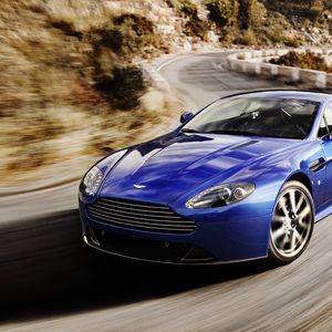 Preview wallpaper aston martin, v8, vantage, 2011, blue, front view, speed, track
