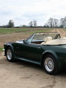 Preview wallpaper aston martin, v8, vantage, 1987, green, side view, cabriolet, nature