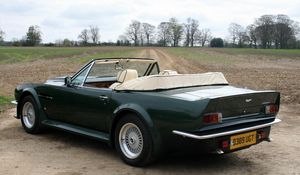 Preview wallpaper aston martin, v8, vantage, 1987, green, side view, cabriolet, nature