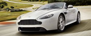 Preview wallpaper aston martin, v8, vantage, 2011, white, front view, style, nature