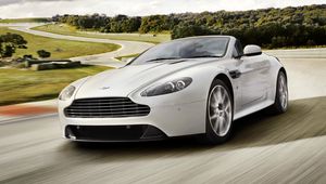 Preview wallpaper aston martin, v8, vantage, 2011, white, front view, style, nature