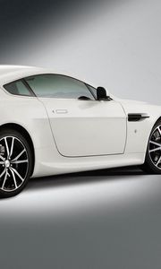 Preview wallpaper aston martin, v8, vantage, 2010, white, side view, auto