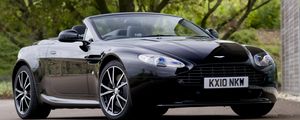 Preview wallpaper aston martin, v8, vantage, 2010, black, front view, car, tree