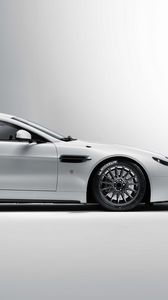 Preview wallpaper aston martin, v8, vantage, 2010, white, side view, style