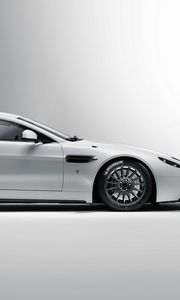 Preview wallpaper aston martin, v8, vantage, 2010, white, side view, style